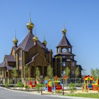 Деревянный Благовещенский храм  Горловка. Сгорел при обстреле города. :: Геннадий Беляков