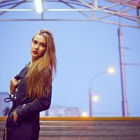 Прогулка по ночному городу :: Julia Gytenko