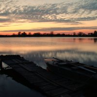 Закат на озере :: Andrey Panoff
