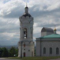 Коломенское. Георгиевская колокольня с трапезной :: Александр Буянов