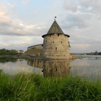 Псковский кремль. :: Наталья Левина