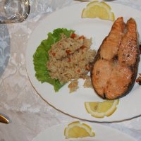 Рыба с рисом :: Наталья Золотых-Сибирская