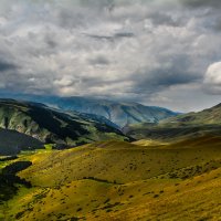 Вид с горного плато :: Alexei Kopeliovich