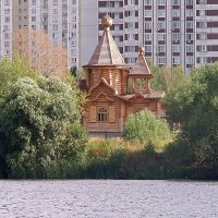 Купола над Москва-рекой :: Сергей Антонов