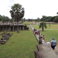 Храм Ангкор Ват. Двор :: Сергей Карцев