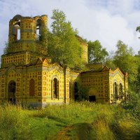 Церковь в Филисове :: Валерий Талашов