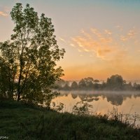 Утро на реке. :: Виктор Евстратов
