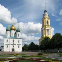 Ново-Голутвин монастырь :: Людмила Макарова