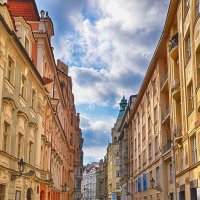 В узких улочках Праги... :: Gene Brumer