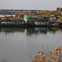 Речной причал :: Виталий Житков