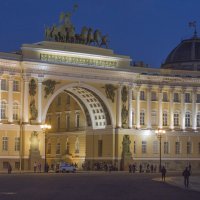 Триумфальная арка Главного штаба на Дворцовой площади :: Слава 
