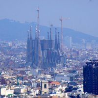 Вид на Барселону с горы Монжуик :: Анатолий Малевский