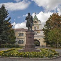 Памятник Докучаеву в г.Пушкин :: Владимир Питерский