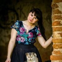 Девушка со щенками :: Николай Бакс
