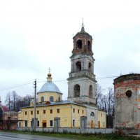 Церковь Троицы Живоначальной :: Александр Качалин