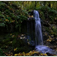 осенний водопад :: Владислав Кравцов