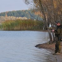 Осенняя рыбалка :: Андрей Куприянов