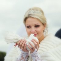 Невеста с голубем :: Цветков Виктор Васильевич 