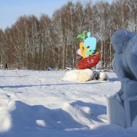 Скульптуры  зимой. Взгляд. :: Валерия  Полещикова 