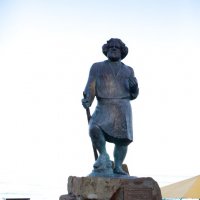 Памятник Максимилиану Волошину (Коктебель) :: Олеся Шаповалова