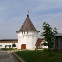 монастырская башня :: Yulia Sherstyuk