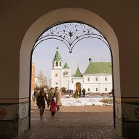 Вход в Спасо-Преображенский монастырь. Муром. :: Elena Izotova