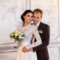 Свадебная съёмка в интерьерах. :: Александр Лейкум