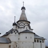 Трапезная церковь Успения Пресвятой Богородицы. :: Galina Leskova