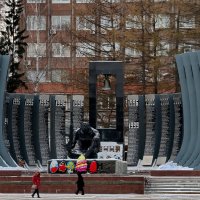 Памятник павшим воинам в Афганистане и Чечне. :: Пётр Сесекин