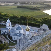 Дивногорский Мужской монастырь :: Елена Кознова