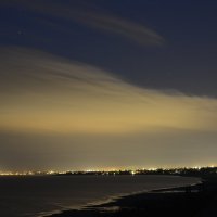 Таганрожский залив. Ночные огни Таганрога. :: Медведев Сергей 