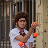 Уличный жонглер :: Lmark 