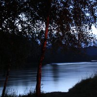 Ночь на реке :: Александр Ловкий