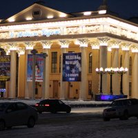Театр :: Радмир Арсеньев