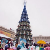 Новый год на площади Свободы :: Александр Резуненко