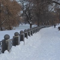 Набережная  р.Харьков  в снегу :: Igor Osh