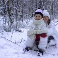 прогулка по зимнему лесу :: Елена Маковоз