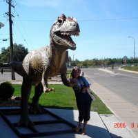 У музея динозавров в провинции Альберта. :: Владимир Смольников