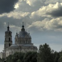 Белокаменная Троицкая церковь в Гусе Железном. :: veilins veilins