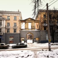 Уфа ворота во двор :: Константин Вавшко