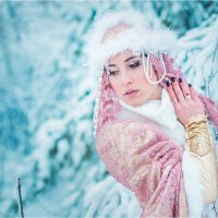 Девушка зима :: Ирина Кривова