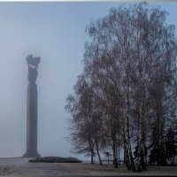 Памятник павшим героям в Великой Отечественной войне. Утро :: Олег Каплун