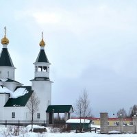 Поселковая церковь :: Виктор Заморков