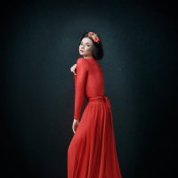 Red dress :: Максим Авксентьев