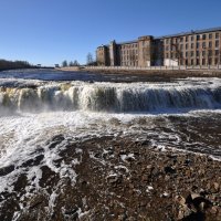 Водопад в Ивангороде :: ulya1727 ВК