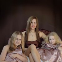 Семейный портрет :: Виктория Зайцева