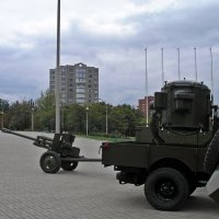 Прожектор ПВО, пушка ЗИС-3. :: Татьяна и Александр Акатов