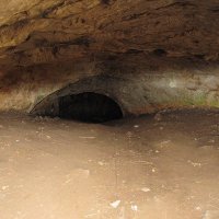 Спуск в пещеру :: Вера Щукина