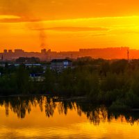 Городской закат. :: Дмитрий С... .