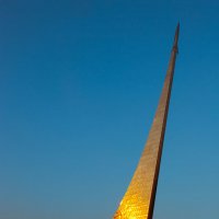 Монумент «Покорителям космоса» :: Денис Масленников